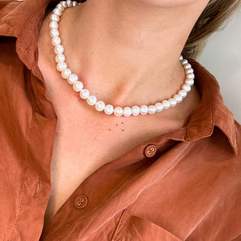 Ikecho White Circle Freshwater Pearl Strand 8/9MM Stainless Steel Clasp 45CM "Cyra"